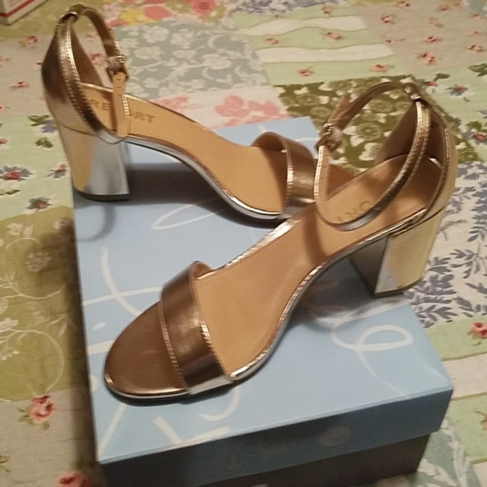Gold block heels